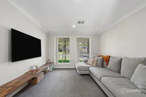 Property photo of 15 Flirtation Avenue Mudgee NSW 2850