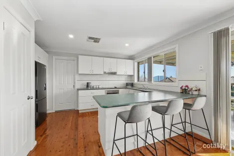 Property photo of 15 Flirtation Avenue Mudgee NSW 2850