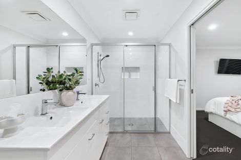 Property photo of 3 Sundown Circuit Pimpama QLD 4209