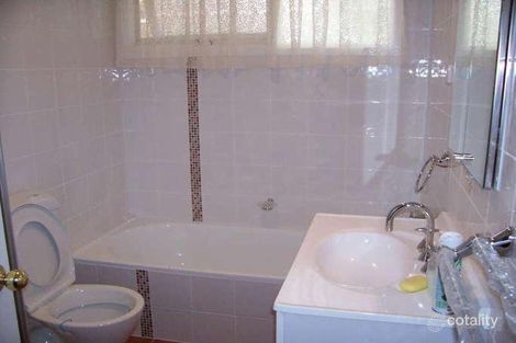 Property photo of 7 Balook Crescent Bradbury NSW 2560