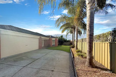 9 Ty Ct, West Wodonga, VIC 3690