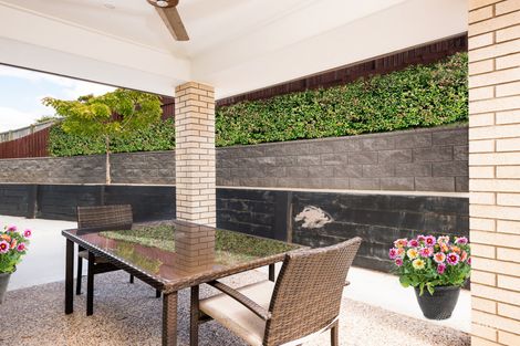 64 Carmen Ct, Oxenford, QLD 4210