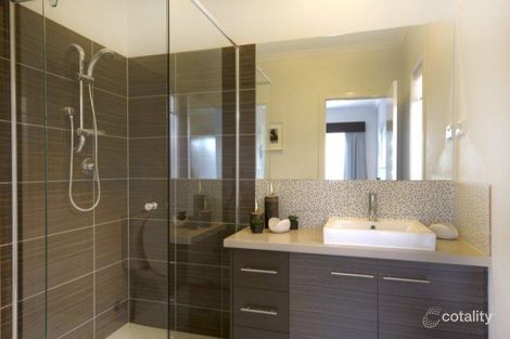 Property photo of 4 Mintbush Grange Mernda VIC 3754