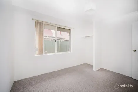 Property photo of 8 Ramsay Place Bibra Lake WA 6163
