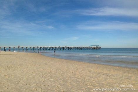 Property photo of 2/5A Henley Beach Road Henley Beach South SA 5022