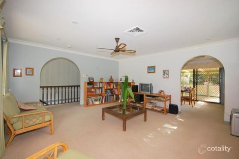 Property photo of 12 Calantha Drive Wyoming NSW 2250