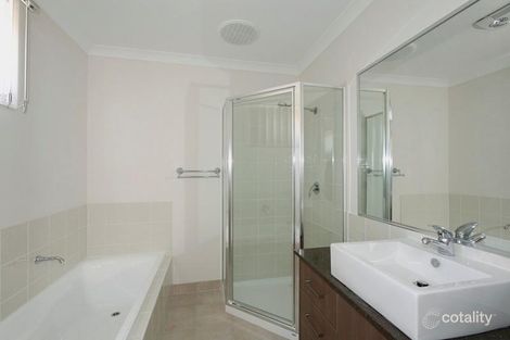 Property photo of 56 Wetherby Road Doncaster VIC 3108