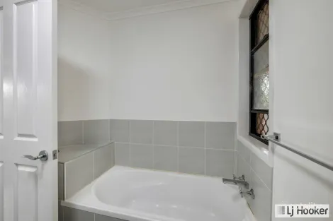 Property photo of 2 Letinic Street Millbank QLD 4670
