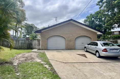 1/4 Thelma Ave, Biggera Waters, QLD 4216