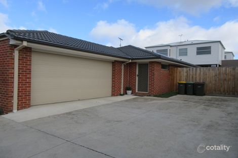 2/70 Vines Rd, Hamlyn Heights, VIC 3215