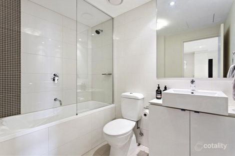 Property photo of 14/2-4 William Street Murrumbeena VIC 3163