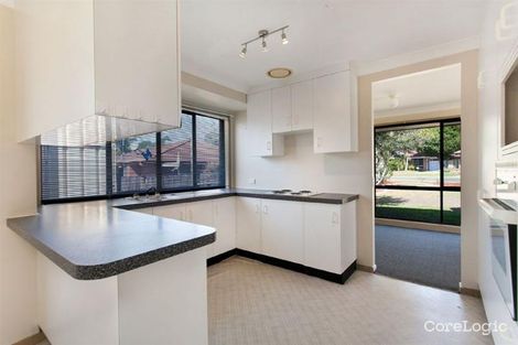 Property photo of 17 Mayfield Circuit Albion Park NSW 2527