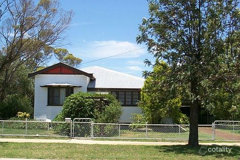 25 Bunya St, Dalby, QLD 4405