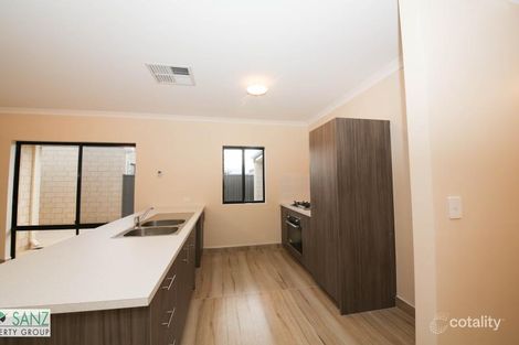 1/18 Mayali Bend, Banksia Grove, WA 6031