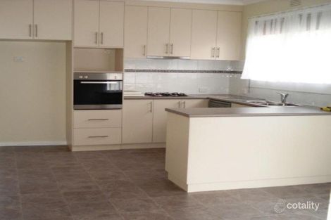 Property photo of 10 Wendouree Parade Lake Wendouree VIC 3350