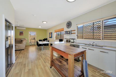 Property photo of 13 Eadie Court Avenell Heights QLD 4670