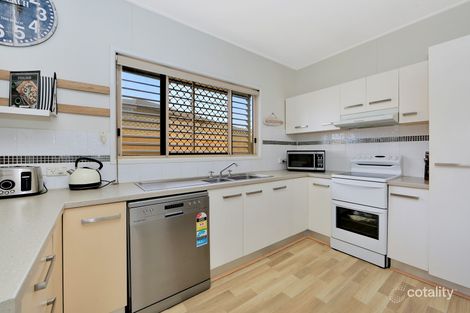 Property photo of 13 Eadie Court Avenell Heights QLD 4670