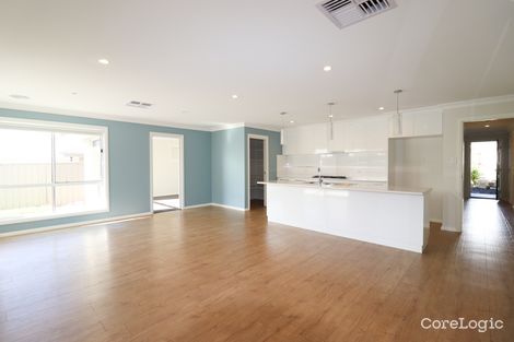 Property photo of 12 Chang Avenue Lloyd NSW 2650