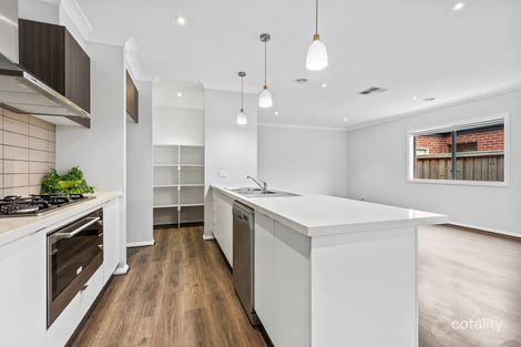 Property photo of 52 St Georges Boulevard Mickleham VIC 3064