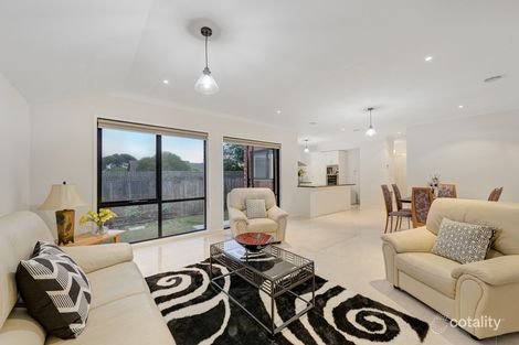 Property photo of 2/32 Victory Boulevard Ashburton VIC 3147