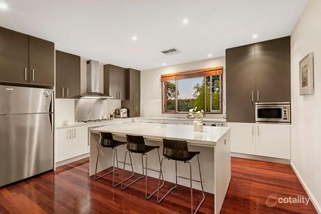 Property photo of 7 Natalie Mews Eltham VIC 3095