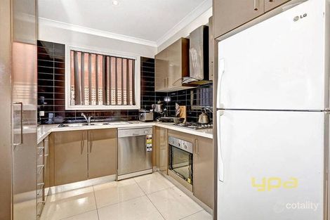 Property photo of 18A Pinnaroo Circuit Meadow Heights VIC 3048