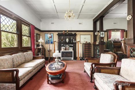 Property photo of 19 Clapham Street Balwyn VIC 3103
