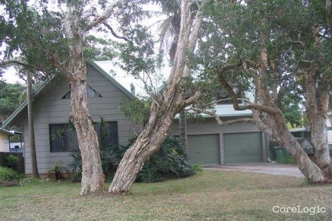 Property photo of 20 Poplars Avenue Bateau Bay NSW 2261