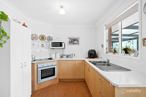 Property photo of 19 Highland Grove Kensington Grove QLD 4341