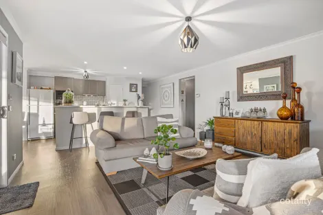 Property photo of 10 The Horizon Mount Helen VIC 3350