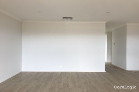 Property photo of 40 Madden Boulevard Tarneit VIC 3029