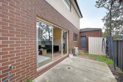 Property photo of 1/8 Pranom Close Roxburgh Park VIC 3064