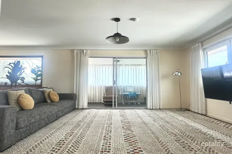 Property photo of 28 Maundrell Terrace Chermside West QLD 4032