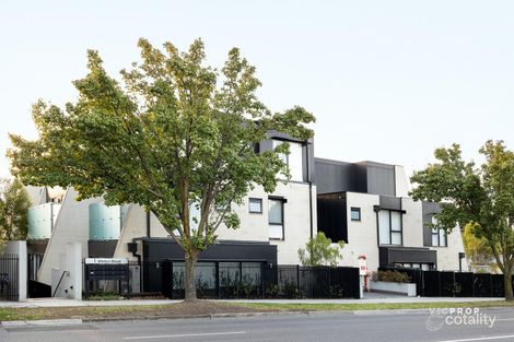 8/1 Winton St, Burwood, VIC 3125