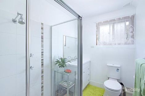 Property photo of 6/4 Kalawarra Road Wyoming NSW 2250