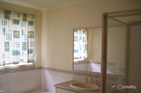 Property photo of 20 Norfolk Avenue Lake Gardens VIC 3355