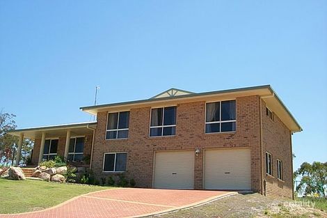 12 Clipper Tce, South Gladstone, QLD 4680