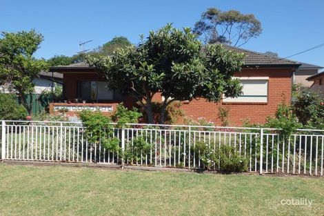 13 Coolaroo Cres, Lurnea, NSW 2170