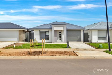 11 Desiree St, Munno Para, SA 5115