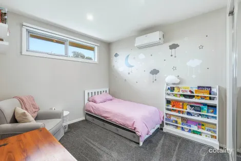 Property photo of 1/95 Grieve Parade Altona VIC 3018