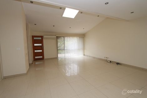 2/2 Kardella Ct, Condell Park, NSW 2200