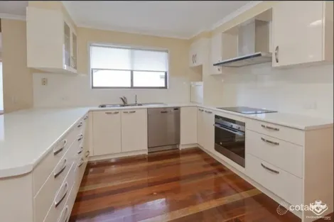 Property photo of 35 Cassandra Street Chapel Hill QLD 4069