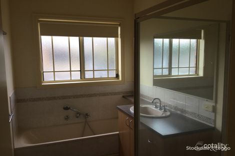 Property photo of 2/5 Marcus Street Highton VIC 3216