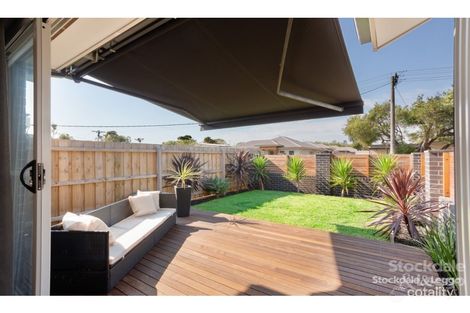 Property photo of 1/30 Staughton Avenue Capel Sound VIC 3940