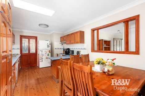 Property photo of 38 Craig Crescent Dapto NSW 2530