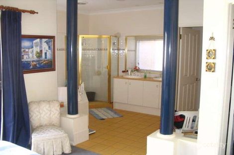 Property photo of 11 Mauritius Parade Forest Lake QLD 4078