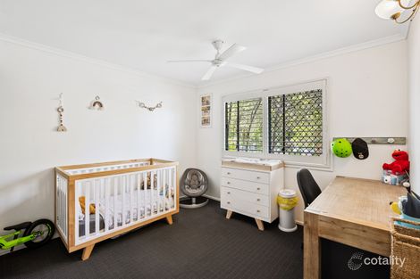 Property photo of 42 Bundilla Parade Berkeley Vale NSW 2261