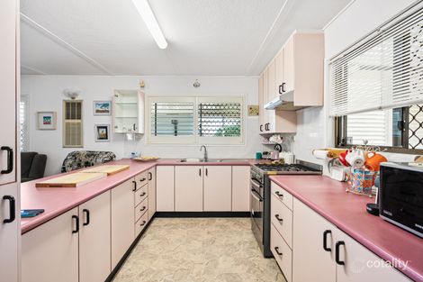 Property photo of 42 Bundilla Parade Berkeley Vale NSW 2261