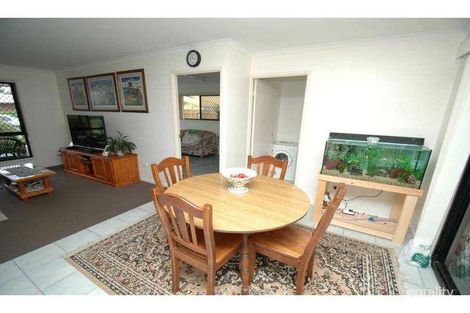 Property photo of 60 Dawson Avenue Thabeban QLD 4670