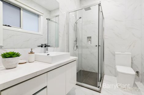 Property photo of 1/95 St Clems Road Doncaster East VIC 3109